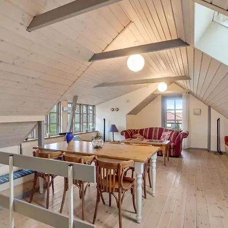 בית נופש 3 Bedroom Gorgeous In *