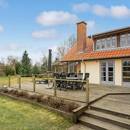Holiday home 3 Bedroom Gorgeous In