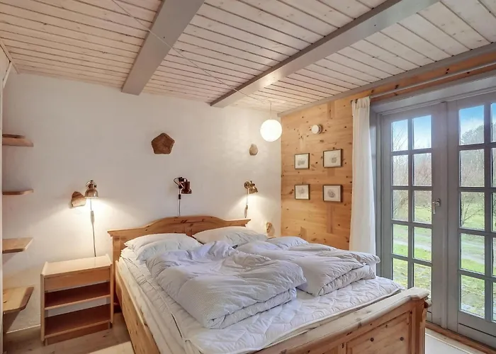 3 Bedroom Gorgeous In *